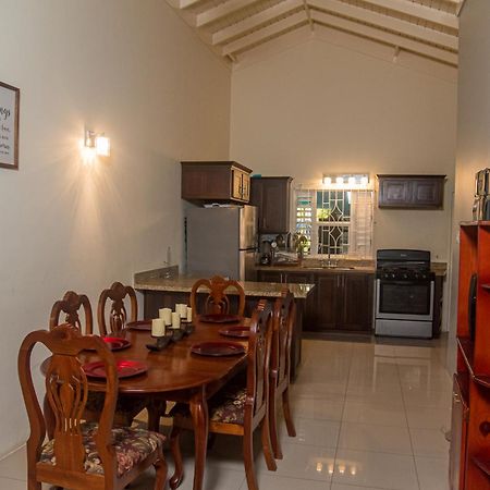 Paradise Villa Sleep 6 Private Pool Ocho Rios Luaran gambar